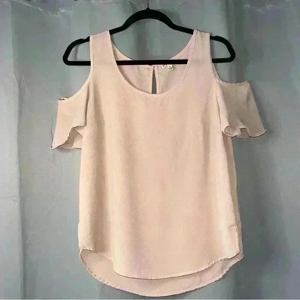 Lily White Blush Pink Size Medium Cold Shoulder Blouse
